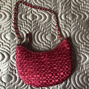 The Sak Handbag in Ruby Red